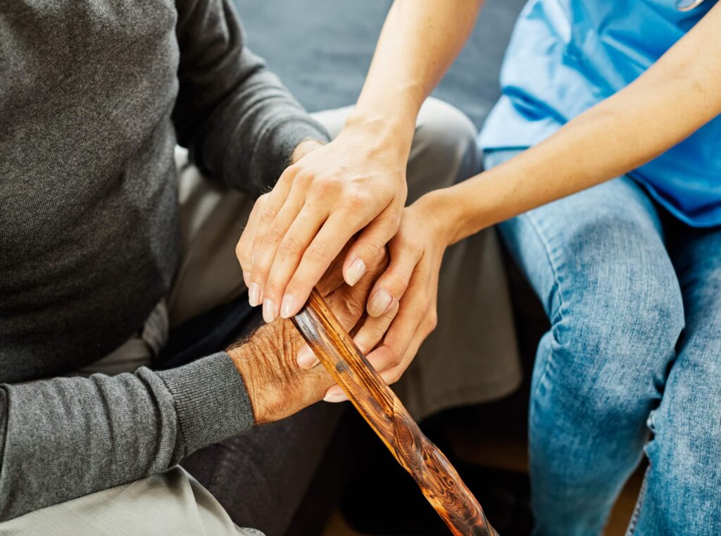 How Hospice Teams Coordinate With Family Members